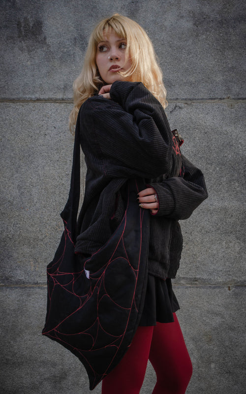 BOLSA LATRODECTUS MACTANS